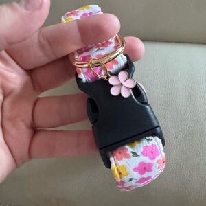 Floral Pet Collar with Pink and Gold Accents